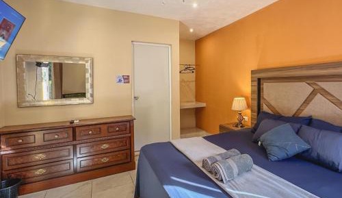 Deluxe Queen Room