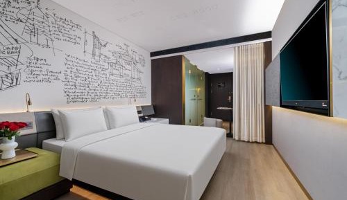 Queen Room