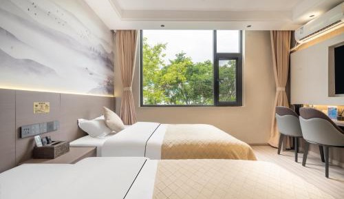 Twin Room with Private Bathroom