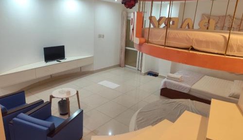 Standard Family Room