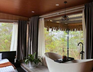 Deluxe Double Room with Bath