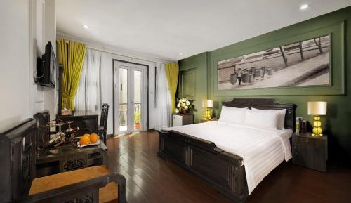 Junior Suite with Balcony