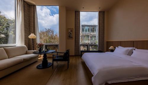Superior Queen Room