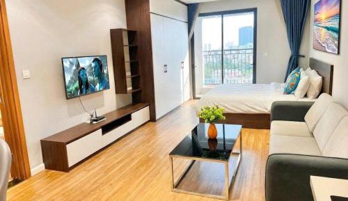 Apartment with City View
