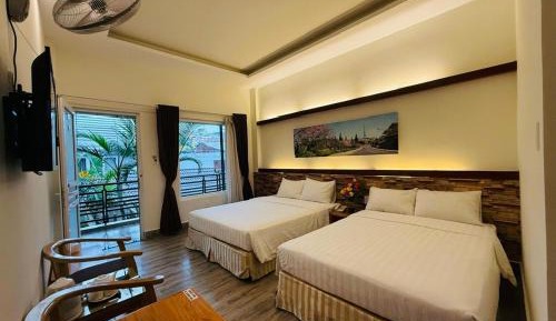 Quadruple Room with Balcony
