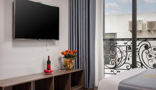 Triple Room with Balcony