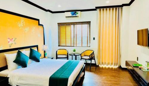 Deluxe Double Room with Balcony