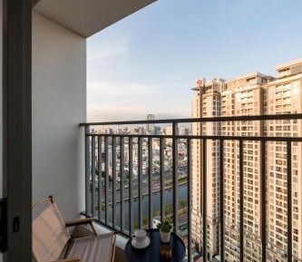 Three-Bedroom Superior Apartment