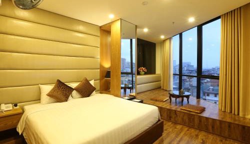 Suite with City View