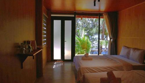 Quadruple Room with Sea View