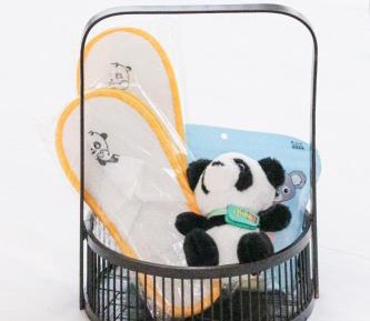 Deluxe King with Sofa Bed 