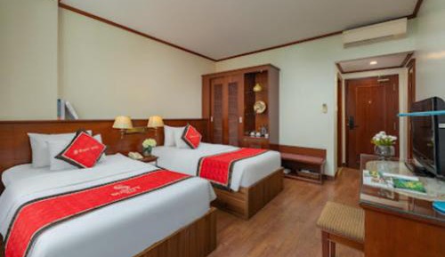 Twin Room with Lake View