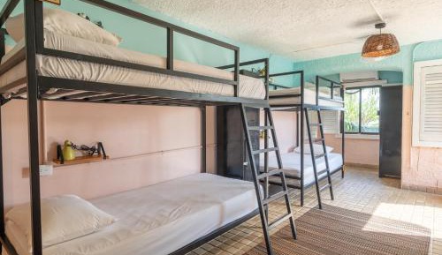 Private Room 4 Beds