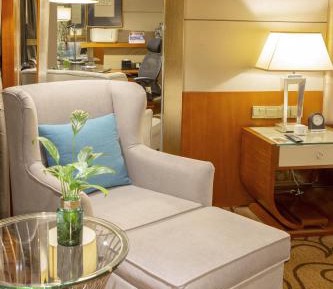 Club Sofitel Luxury Room with King Bed