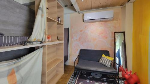 Bed in 6-Bed Mixed Dormitory Room