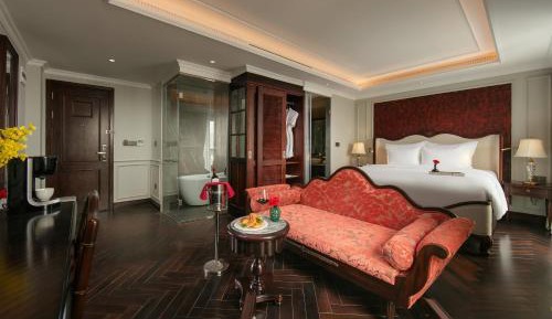 Grand Indochine Suite - Balcony & City View 
