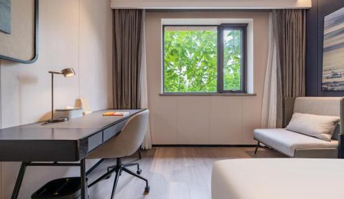 Premium Twin Room