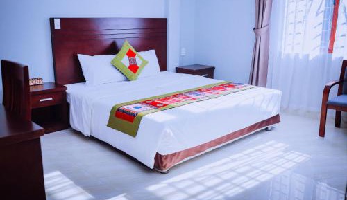 King Room with Mountain View