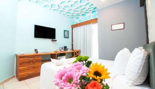Deluxe Queen Room