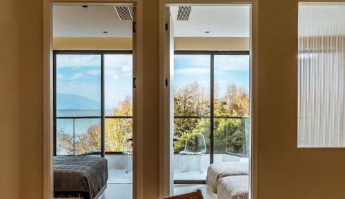 Family Room with Sea View