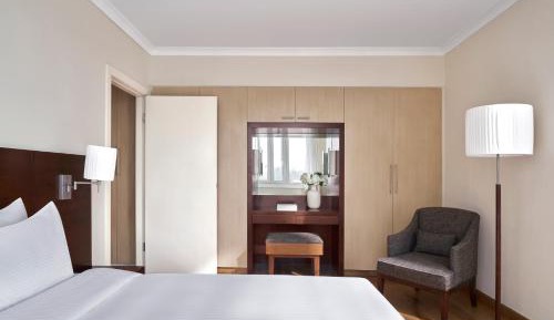 Premier Two-Bedroom Apartment (4 Adults)