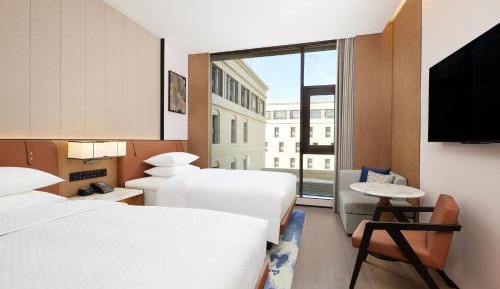 Preferred Double Room with Atrium view