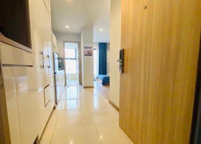 Studio Apartment with Harbor View