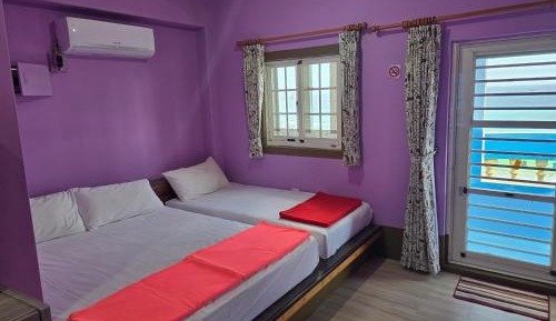 Triple Room with Private Bathroom