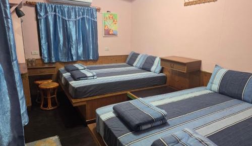 Quadruple Room with Private Bathroom