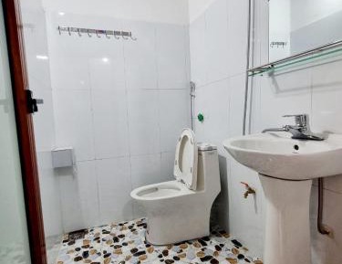 Single Bed in Mixed Dormitory Room