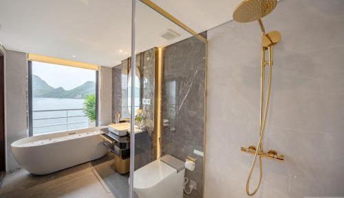 Suite with Balcony