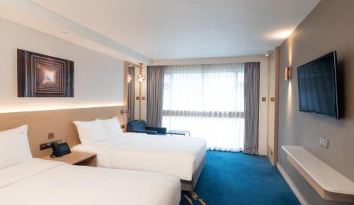 Premium Double Room with Two Double Beds - Middle Floor