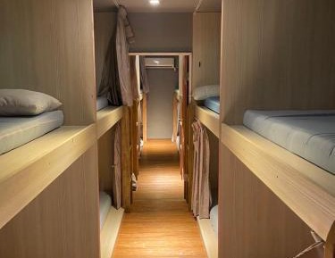 6-Bed Mixed Dormitory Room