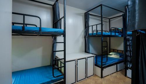 8-Bed Mixed Dormitory Room