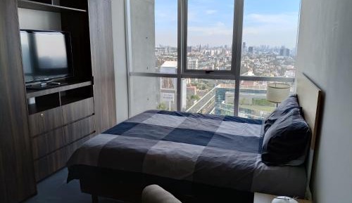 Single Room with Private Bathroom