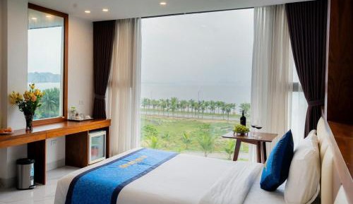 Deluxe Double Room with Sea View