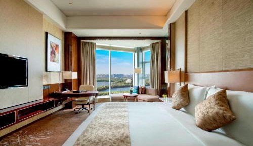 Executive River View King