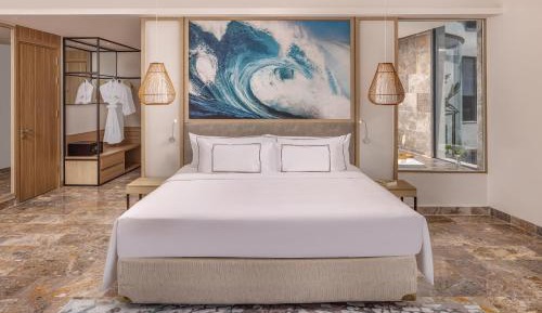 Grand Premium with Mini-bar per Night - Daily Guest Activities