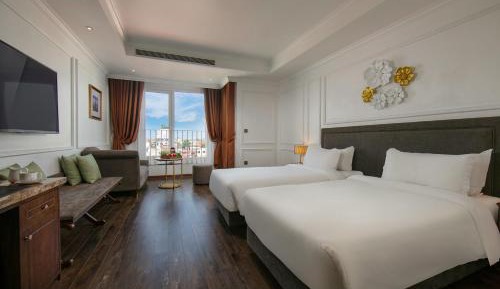 Executive Double or Twin Room with Balcony