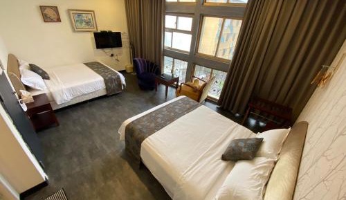 Deluxe Quadruple Room