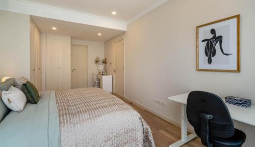 Superior Apartment