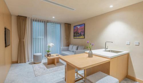 One-Bedroom Apartment