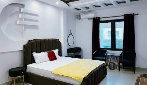 Standard King Room