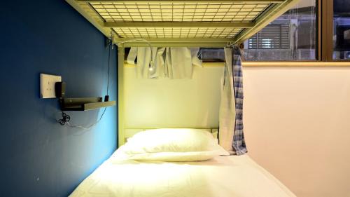 Bed in 8-Bed Mixed Dormitory Room