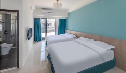 Quadruple Room with Terrace