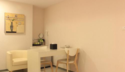 Superior Quadruple Room (No Window)
