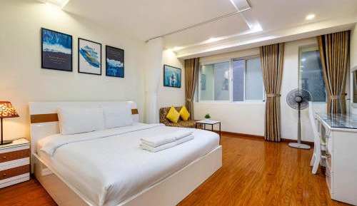Deluxe Apartment