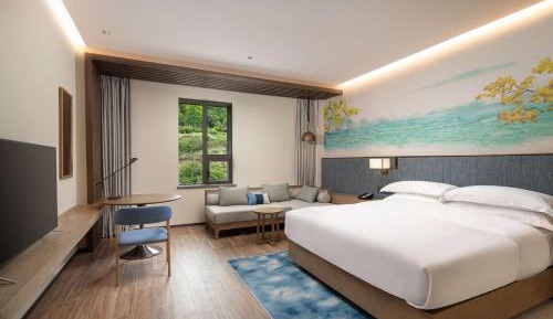 King Guest Room
