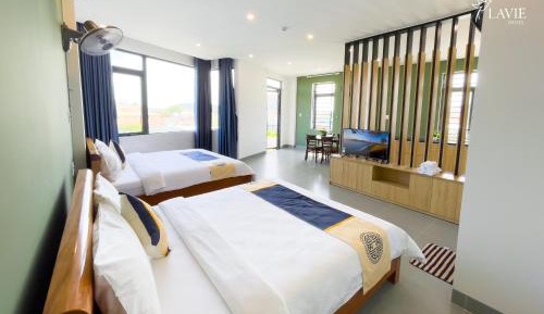 Deluxe Family Room