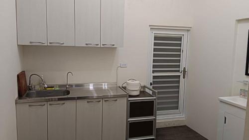 Twin Room with City View